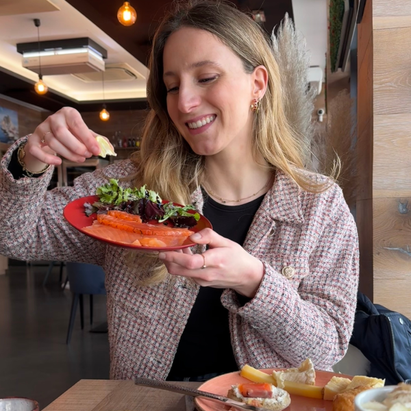 Juliette au brunch à volonté Laksøn à Rouen