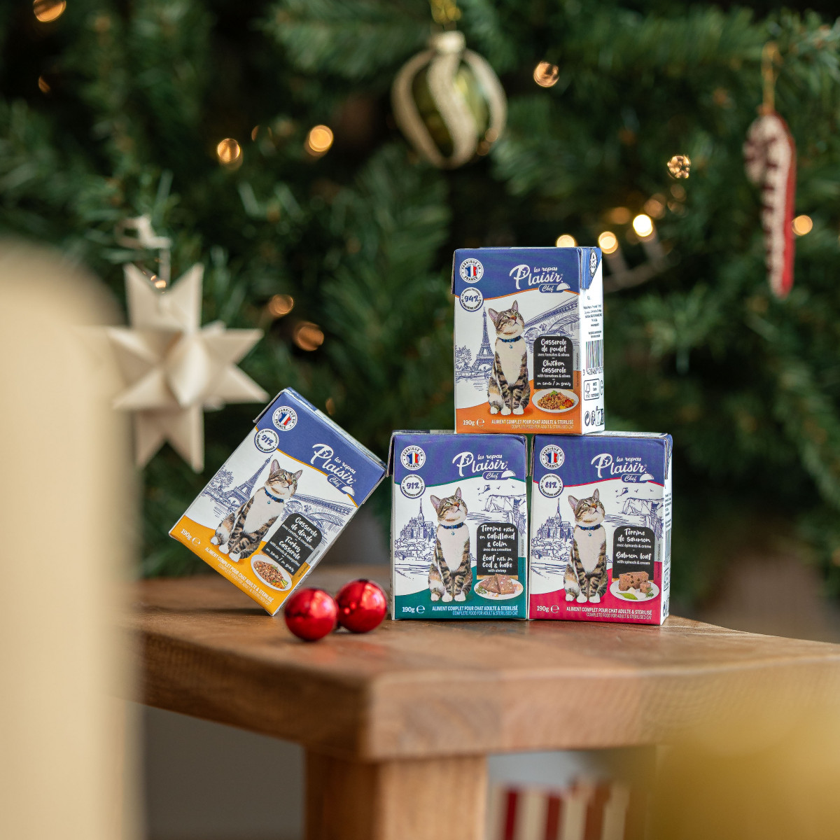 Gamme Les Repas Plaisir présentée en photo pour réseaux sociaux dans une ambiance de Noël